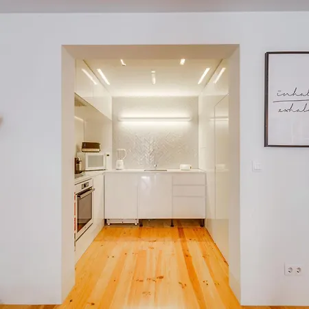 Akicity Mouraria Greenery