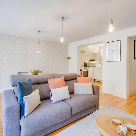 Akicity Mouraria Greenery Apartment *