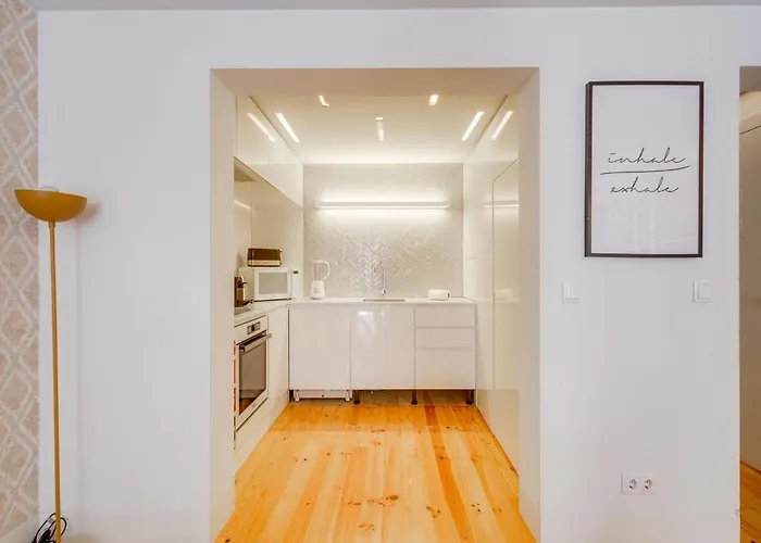 Akicity Mouraria Greenery