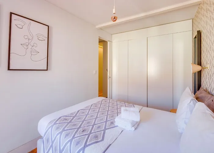 Akicity Mouraria Greenery Apartment